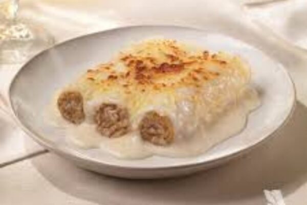 Canelones de carne gratinados con cheddar